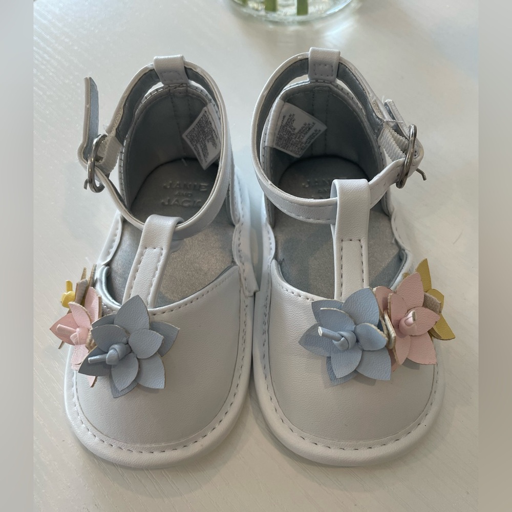 NEW 💐 Janie & Jack Flower Sandals Size 6-12 Months